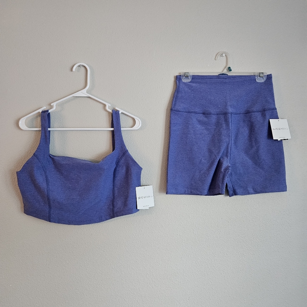 NWT Beyond Yoga Set